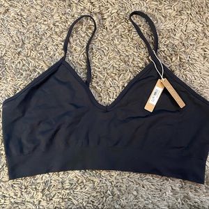 SKIMS Soft Smoothing Bralette! NEW!